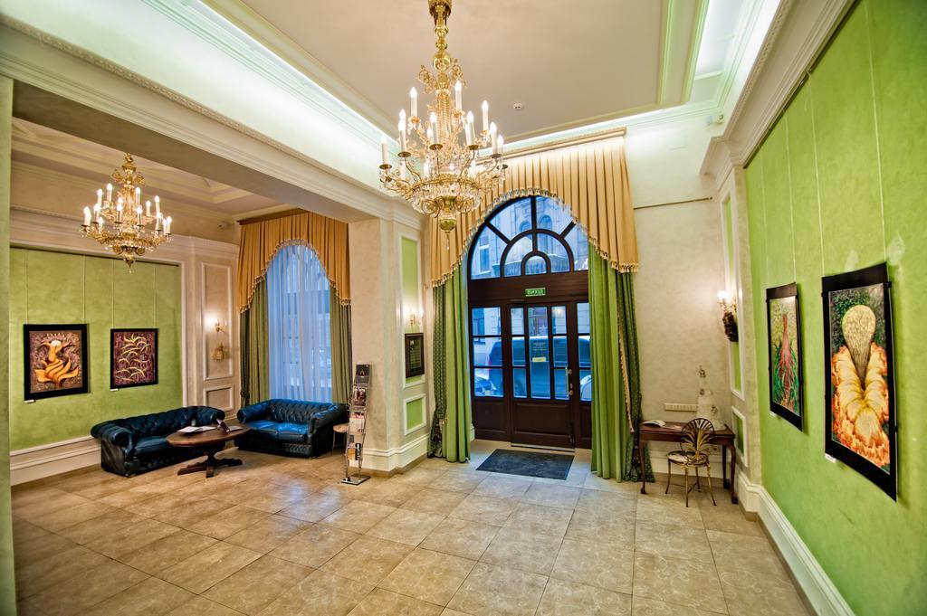 British Club Lviv Hotel ภายนอก รูปภาพ