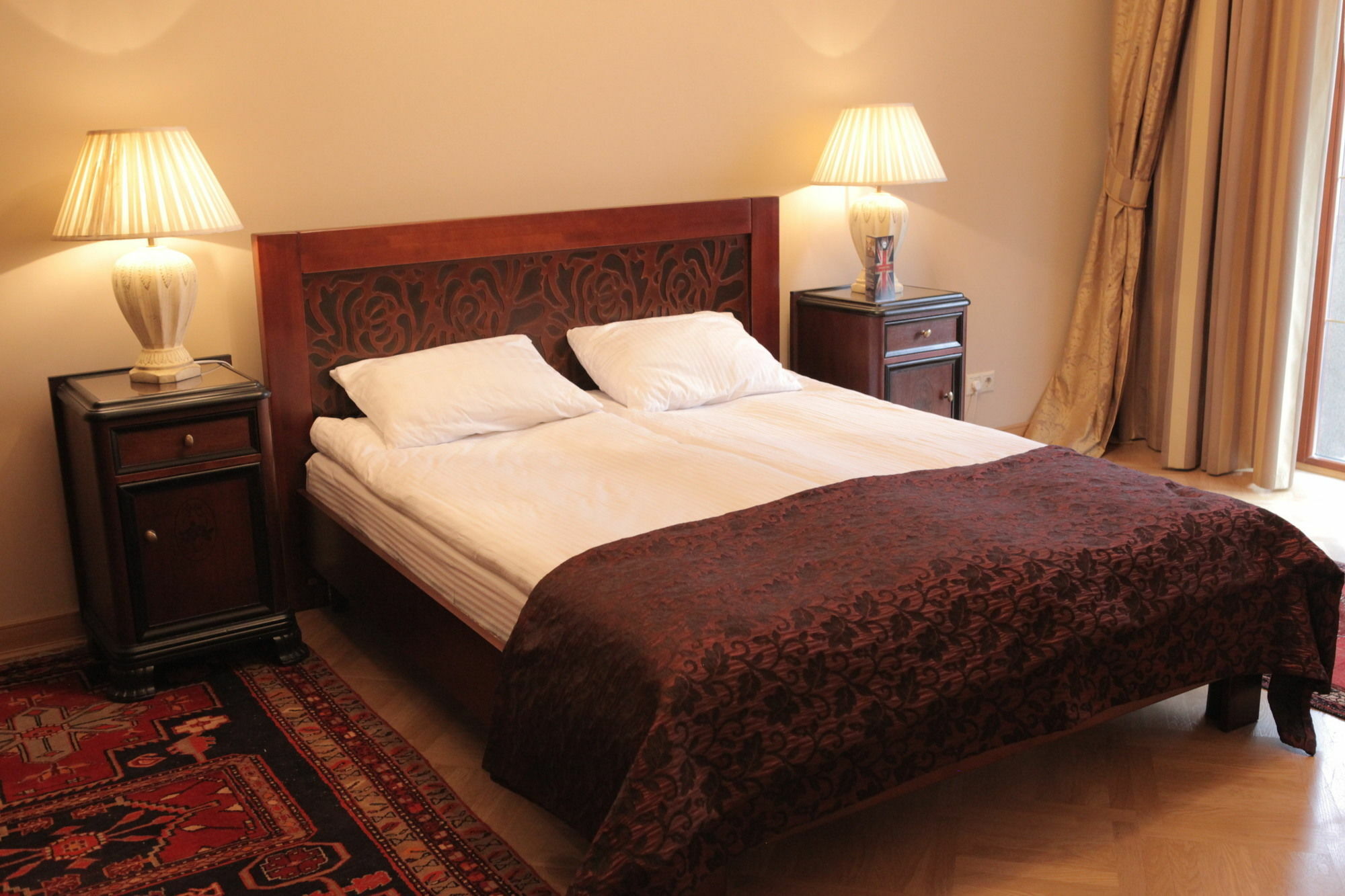 British Club Lviv Hotel ภายนอก รูปภาพ